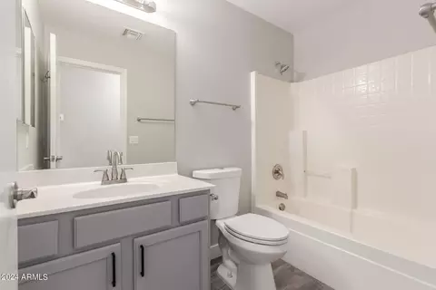 Bath - 9733 E Kiva Ave, Mesa, AZ 85209 photo 1 of 1