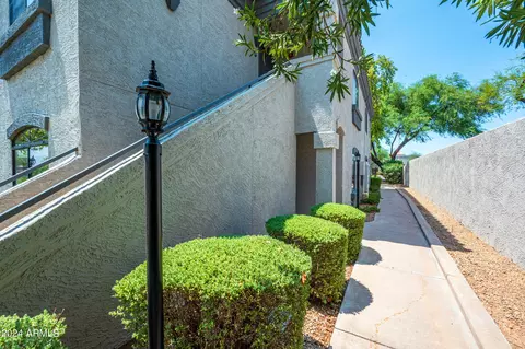 15095 N Thompson Peak Pkwy #1090, Scottsdale, AZ 85260