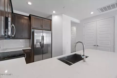9918 E Wavelength Ave, Mesa, AZ 85212 photo 12