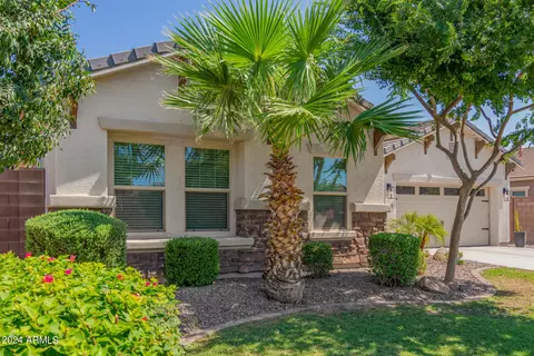 3018 E Plum St, Gilbert, AZ 85298 photo 3