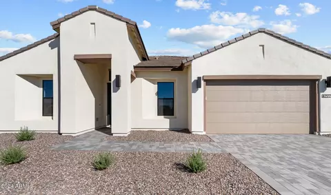 42177 N Cutbow Trl, San Tan Valley, AZ 85140