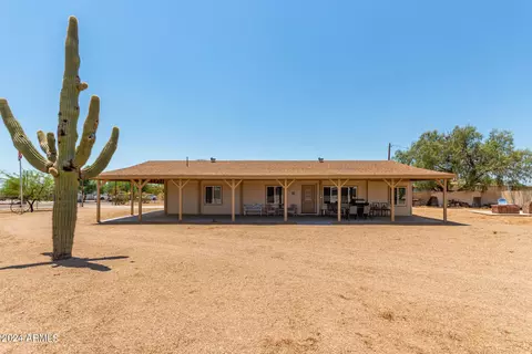 2150 N Monterey Dr, Apache Junction, AZ 85120