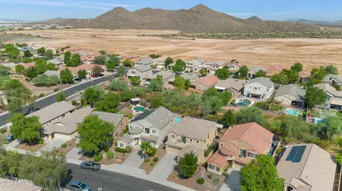 View/Area - 2920 E Shady Spring Trl, Phoenix, AZ 85024 photo 3 of 7