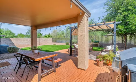 Exterior - 2920 E Shady Spring Trl, Phoenix, AZ 85024 photo 5 of 8