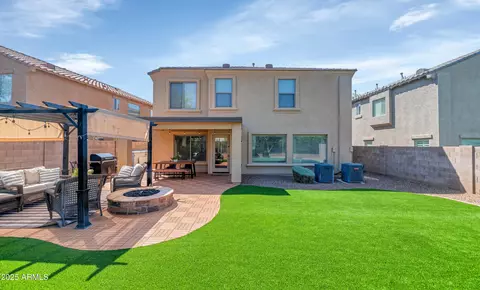 Exterior - 2920 E Shady Spring Trl, Phoenix, AZ 85024 photo 4 of 8