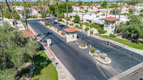 2946 W Juniper Ave, Phoenix, AZ 85053 photo 20