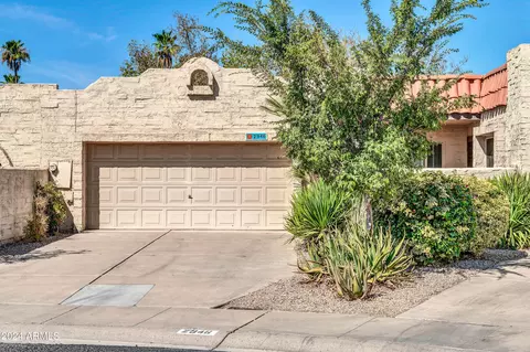 2946 W Juniper Ave, Phoenix, AZ 85053 photo 2