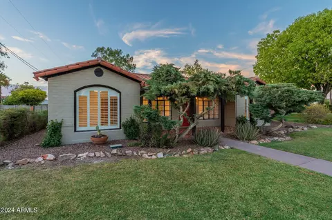 Exterior - 814 E Windsor Ave, Phoenix, AZ 85006 photo 18 of 28