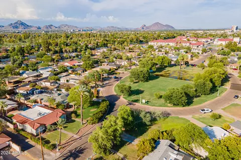 View/Area - 814 E Windsor Ave, Phoenix, AZ 85006 photo 7 of 9