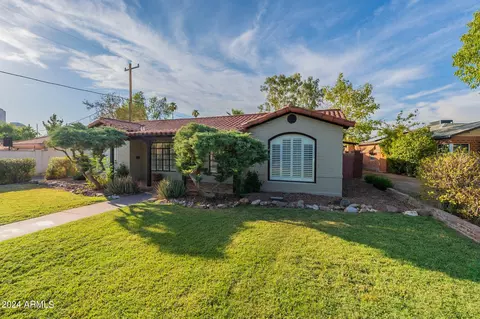 Exterior - 814 E Windsor Ave, Phoenix, AZ 85006 photo 17 of 28