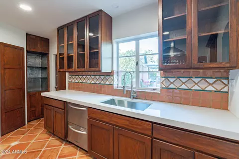 Kitchen - 814 E Windsor Ave, Phoenix, AZ 85006 photo 6 of 6