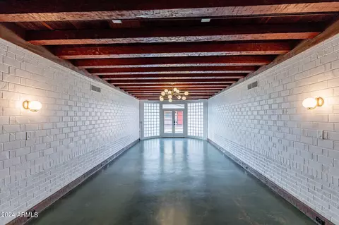 Entry Way - 814 E Windsor Ave, Phoenix, AZ 85006 photo 1 of 3