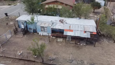 259 S Lawson Ln, Willcox, AZ 85643