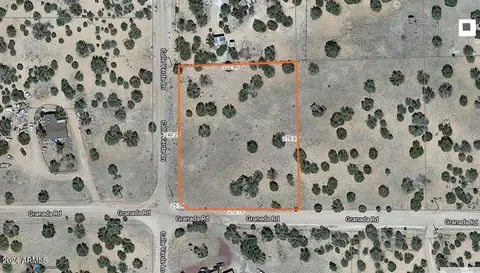 26920 W Granada Rd #291, Seligman, AZ 86337