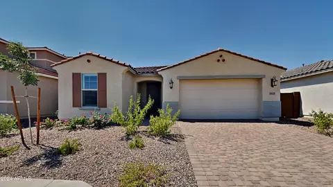 8835 W Medlock Dr, Glendale, AZ 85305