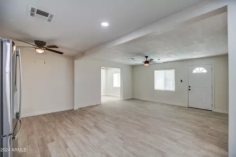 2645 N 34th Dr, Phoenix, AZ 85009 photo 13