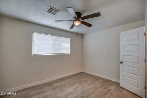 2645 N 34th Dr, Phoenix, AZ 85009 photo 16