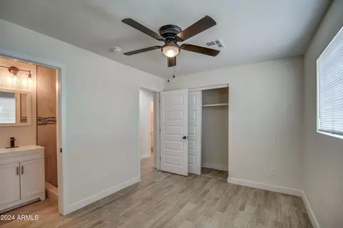 2645 N 34th Dr, Phoenix, AZ 85009 photo 18