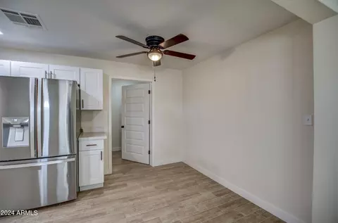 2645 N 34th Dr, Phoenix, AZ 85009 photo 5