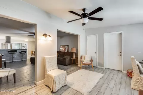 1633 W Eugie Ave, Phoenix, AZ 85029 photo 10