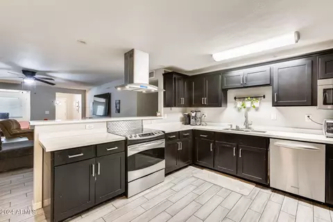 1633 W Eugie Ave, Phoenix, AZ 85029 photo 3