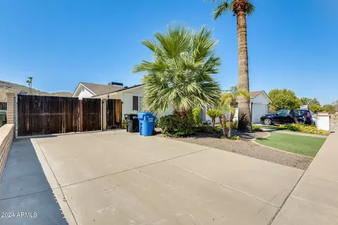 1633 W Eugie Ave, Phoenix, AZ 85029 photo 5