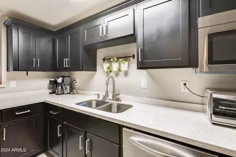 1633 W Eugie Ave, Phoenix, AZ 85029 photo 17