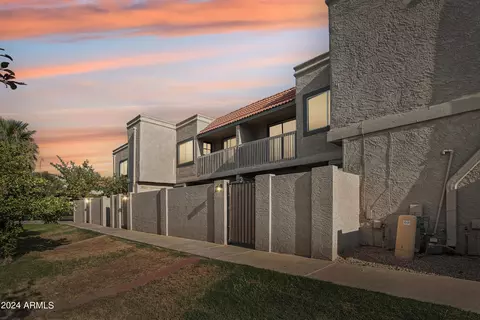 2311 E Hartford Ave #3, Phoenix, AZ 85022