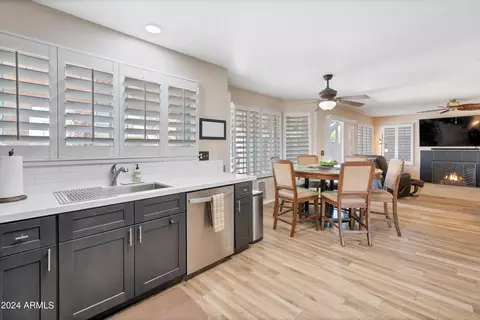 6451 Encanto St, Mesa, AZ 85205 photo 12