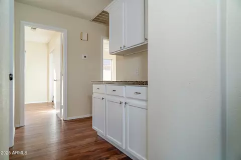 5730 E Holmes Ave, Mesa, AZ 85206 photo 13