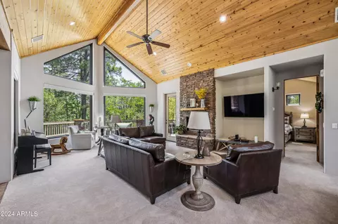 Living - 310 N Grapevine Dr, Payson, AZ 85541 photo 1 of 4
