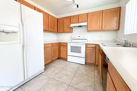 21429 N 30th Dr, Phoenix, AZ 85027 photo 13