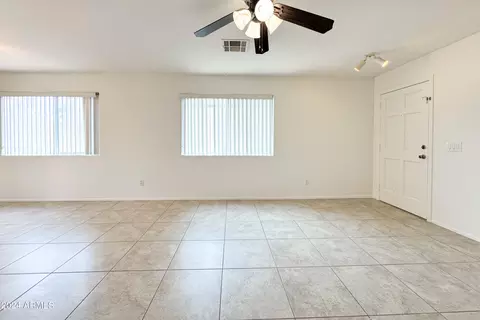 21429 N 30th Dr, Phoenix, AZ 85027 photo 8