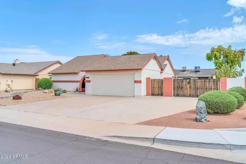 8902 W Vogel Ave, Peoria, AZ 85345