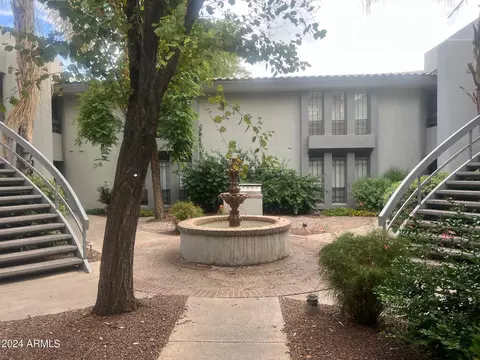 5225 N 24th St #208, Phoenix, AZ 85016