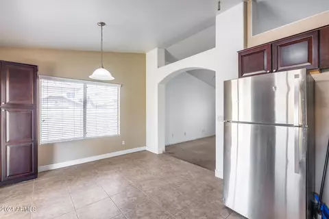 2801 E Hononegh Dr, Phoenix, AZ 85050 photo 6