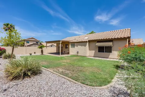 2801 E Hononegh Dr, Phoenix, AZ 85050 photo 14