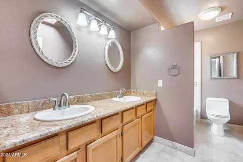 2801 E Hononegh Dr, Phoenix, AZ 85050 photo 10