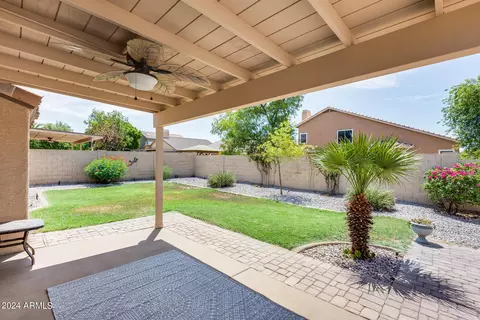 2801 E Hononegh Dr, Phoenix, AZ 85050 photo 15