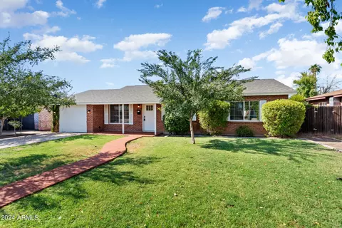 2334 E Devonshire Ave, Phoenix, AZ 85016