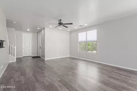 9913 S 3rd Ave, Phoenix, AZ 85041 photo 8
