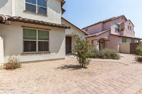 9913 S 3rd Ave, Phoenix, AZ 85041 photo 2