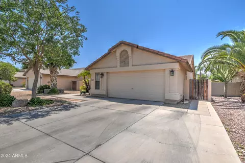 2343 E Willow Wick Rd, Gilbert, AZ 85296 photo 4