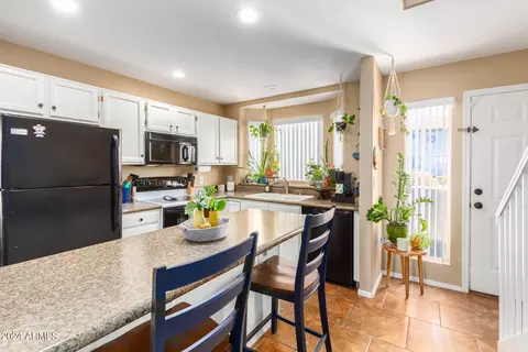220 N 22nd Pl #1061, Mesa, AZ 85213