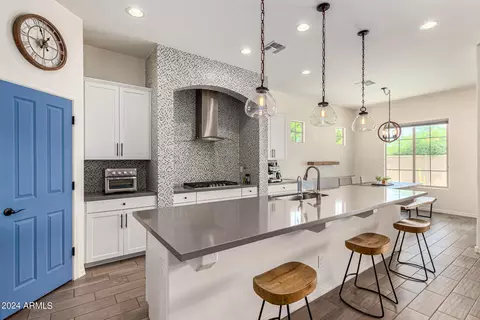 4731 S Granite Dr, Chandler, AZ 85249