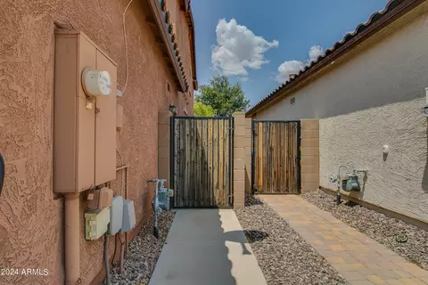 7816 E Butte St, Mesa, AZ 85207 photo 4