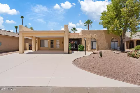 26414 S Lakemont Dr, Sun Lakes, AZ 85248