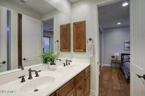 3955 E Navigator Ln, Phoenix, AZ 85050 photo 38