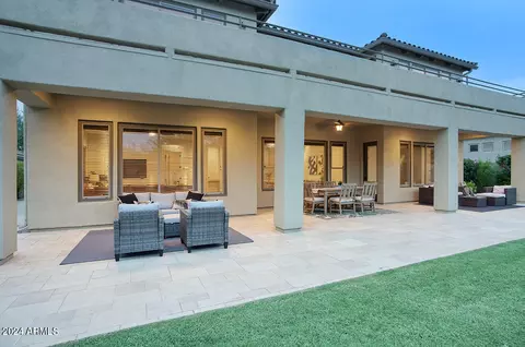 3955 E Navigator Ln, Phoenix, AZ 85050 photo 2