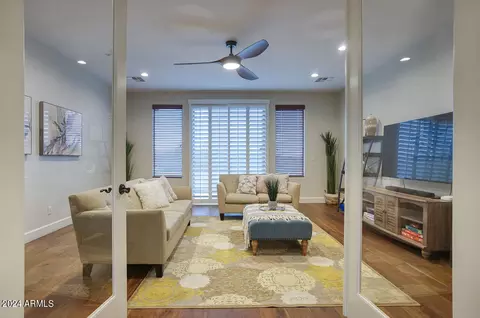 3955 E Navigator Ln, Phoenix, AZ 85050 photo 27